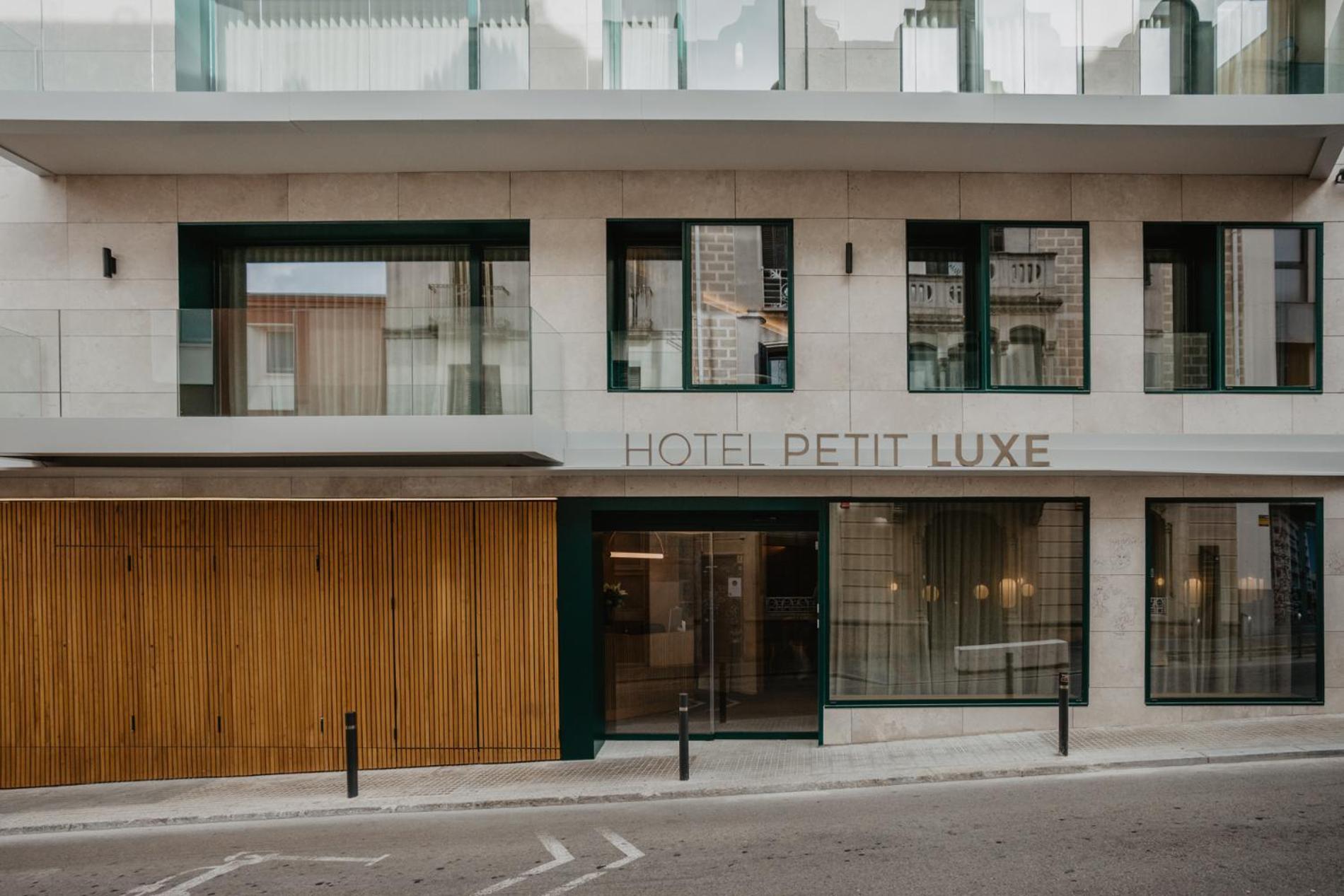 Hotel Petit Luxe Terrassa Exterior foto
